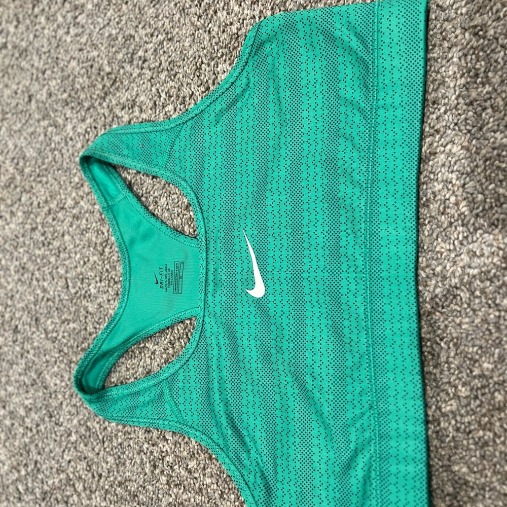 NWOT M Nike Women's Green Teal Sports Bra